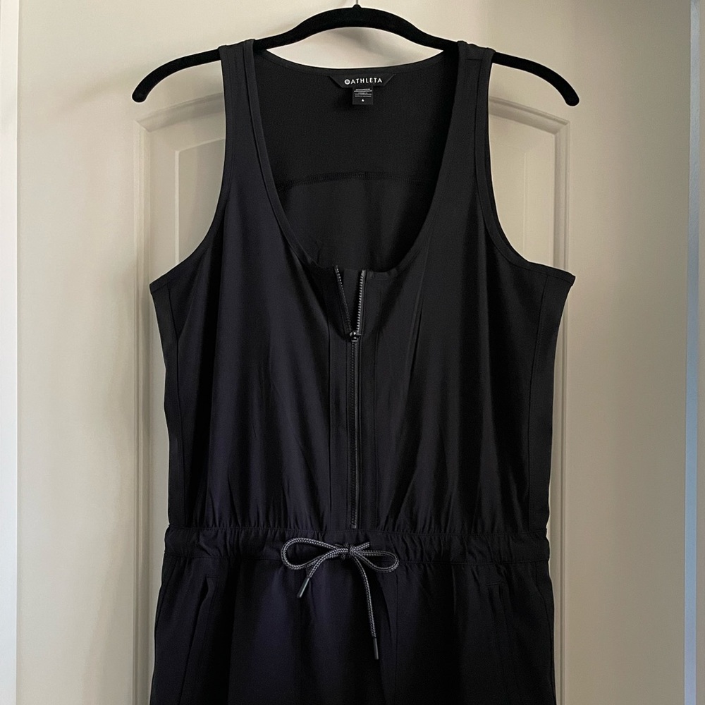 Athleta Expedition dress Size 6